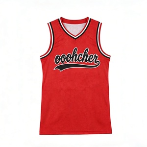 Ensemble de basket-ball en mesh respirant, maillot et short rétro personnalisés rouge, noir et blanc pour équipe - Product Image 2