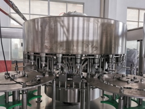 Línea <span class=keywords><strong>de</strong></span> Envasado Profesional Automática Controlada por PLC para Llenado <span class=keywords><strong>de</strong></span> Agua, Bebidas, Champú y Gel <span class=keywords><strong>de</strong></span> 5 <span class=keywords><strong>Litros</strong></span> con Precios Competitivos - Product Image 3