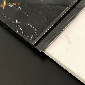 LL421 Bande de finition décorative en acier inoxydable doré titane pour carrelage, profil en U, moulure métallique pour usage en appartement - Durable - Product Image 2