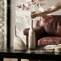 Vase moderne en porcelaine nordique Merlin Living, finition mate, accessoires en céramique de luxe, décoration d'intérieur avec vases décoratifs colorés