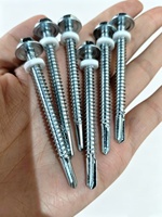 Vis autoperceuses à tête hexagonale en acier au carbone DIN7504 avec rondelle en PVC, vente en gros d'usine # Vis de toiture à 4 points de fixation