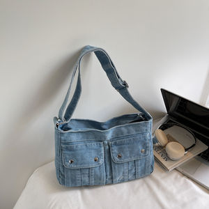 Sac à bandoulière en jean vintage durable grande capacité avec fermeture éclair géométrique, poignée et doublure en polyester pour femme. 8299 - Product Image 3