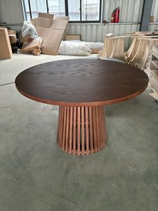 <span class=keywords><strong>Location</strong></span> de table ronde de mariage en bois d'orme massif - Product Image 2