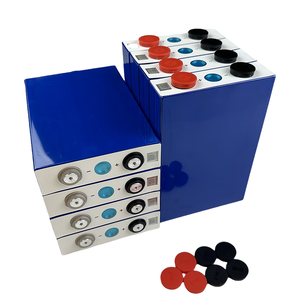 Batterie rechargeable prismatique haute sécurité à décharge profonde 3,2 V 105 Ah pour système de stockage d'énergie - Product Image 4