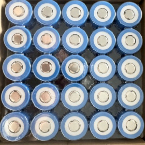 Chu kỳ sâu 3.2V hình trụ LiFePO4 pin di động 32800 32700 26650 26700 18650 <span class=keywords><strong>3.3V</strong></span> 7500mAh 6000mAh 4000mAh pin <span class=keywords><strong>lithium</strong></span> - Product Image 3