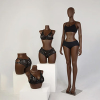 Mannequin Femme Courbe Grande Taille en Fibre de Verre Articulé pour Vitrine de Magasin de Vêtements