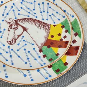 Vajilla Minimalista de Porcelana Fina Ecológica de Alta Gama, Plato Plano y Plato Hondo para Cocina Occidental - Product Image 1
