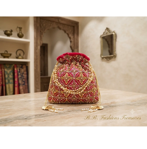 Sac à main classique indien en soie Potli, broderie Zardozi, sequins dorés, détails en perles, pochette ethnique de mariage, motif géométrique - Product Image 5