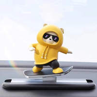 Adorno de oso para el salpicadero del coche, figura de oso de plástico, accesorios interiores