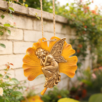Ornement féerique suspendu en résine sur feuille de Ginkgo, figurine d'elfe dorée vintage, décoration murale à suspendre, prêt à être expédié