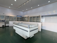 Refrigerador/Congelador Comercial de Doble Temperatura con Pantalla Opcional, Compresor Embraco Secop y Control Digital