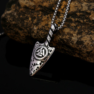 Yunnique – pendentif en forme de pointe de lance viking, perle de couleur acier, chaîne de 60cm, collier pour hommes, bijoux cadeau - Product Image 1
