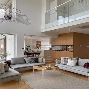 China Factory <span class=keywords><strong>Outlet</strong></span> 6mm 8mm Suelo laminado impermeable Moderno AC3 AC4 AC5 Piso flotante Sala <span class=keywords><strong>de</strong></span> estar Cocina Baño Mate - Product Image 2