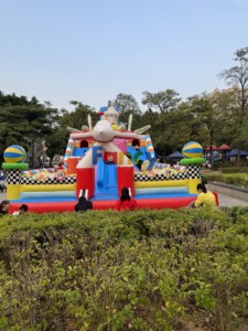 Parque temático grande hecho a medida ciudad divertida para niños/ciudad divertida <span class=keywords><strong>castillo</strong></span> hinchable/ciudad <span class=keywords><strong>huevo</strong></span> de salto divertido para la venta - Product Image 2