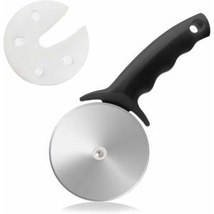 Tagliapizza Professionale con Rotella in Acciaio Inossidabile, Affilato e Liscio, con Impugnatura Antiscivolo Facile da Impugnare - Product Image 1