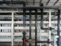 Pompe de station de traitement d'eau industrielle RO, moteur, réservoir sous pression, engrenage, filtration haute efficacité 60T/H, fonctionnement entièrement automatique