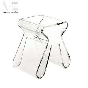 现代独特形状浅色凳子透明塑料家具透明亚克力端侧茶几