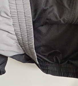 Chándales deportivos baratos de China para <span class=keywords><strong>hombre</strong></span> 2025, conjunto de chaqueta cortavientos de nailon de lujo con bordado personalizado para <span class=keywords><strong>hombre</strong></span> - Product Image 6