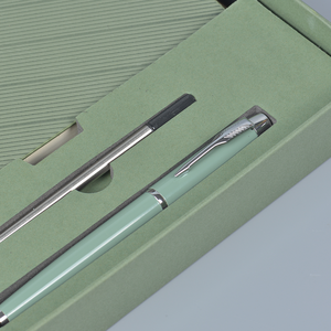 Set di Quaderni Aziendali Premium Personalizzabili con Opzioni Multicolore e Accessori, Collezione Regalo per Ufficio da Produttore Collaudato - Product Image 2