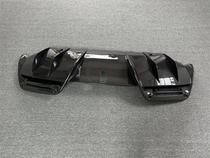 สำหรับเฟอร์รารี296ตัวกระจายกันชนหลัง OE เป็นรุ่นคาร์บอนไฟเบอร์ - Product Image 2