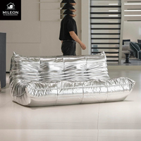 Meubles de salon de luxe modernes de conception italienne, salon de villa, canapé en cuir double, trois places, ensemble de canapés combinés pour plusieurs personnes