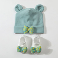 Ensemble bonnet et chaussettes pour bébé de 0 à 12 mois avec oreilles d'ours et nœud écossais, en coton doux, bonnet bébé et chaussettes assorties, cadeau de naissance