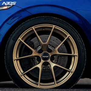 Jantes forgées NJQS VS5RS <span class=keywords><strong>Motorsport</strong></span> Golde 5x112 5x120 6x139.7 5x114.3 17-22 pouces en alliage pour Arc 8 Ml-10rt Vs-5rs - Product Image 1