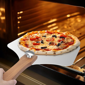 Accessoires pour <span class=keywords><strong>pizza</strong></span>, ensemble de pelle à <span class=keywords><strong>pizza</strong></span> en aluminium 12x14 pouces avec coupe-<span class=keywords><strong>pizza</strong></span> et couteau à <span class=keywords><strong>pizza</strong></span> avec manche en bois pliable pour un rangement facile - Product Image 3