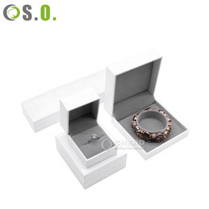 Cajas de Regalo de Papel para Joyería con Logotipo Personalizado, Cajas de Embalaje de Papel de Cuero Sintético Gris de Alta Calidad para Collares y Colgantes de Lujo - Product Image 5