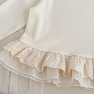 Nouvel ensemble doux deux pièces pour bébé fille 2026 : T-shirt à manches longues en dentelle et <span class=keywords><strong>jean</strong></span> - Product Image 4