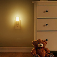ZHILAI Veilleuse LED Mini Moderne Blanc Chaud 3000K CRI 80, à Intensité Variable, avec Capteur Crépusculaire, Certifiée FCC, à Brancher sur Prise Murale pour Chambre