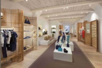 Meubles de présentation pour magasins de vêtements, vitrines ouvertes, tables de présentation de vêtements, présentoirs de vente au détail pour magasins de prêt-à-porter