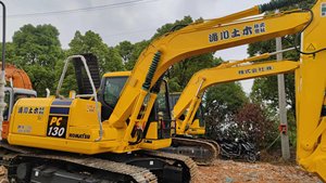 Excavatrice d'occasion Komatsu PC130-7 PC 130 fabriquée au Japon, originale, 13 tonnes, à vendre - Product Image 2