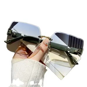 2024 New Design Rimless Double Color Gradient High-end Women's Driving Sunglasses Fashionable And Trendy Sun Shades Glasses