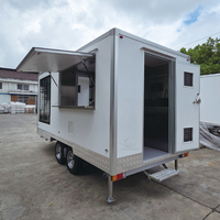 Mobiler Kaffee- und Smoothie-Stand Catering-Getränkewagen Maßgefertigter Fast-Food-Anhänger Voll Ausgestatteter Zweizonen-Food-Trailer