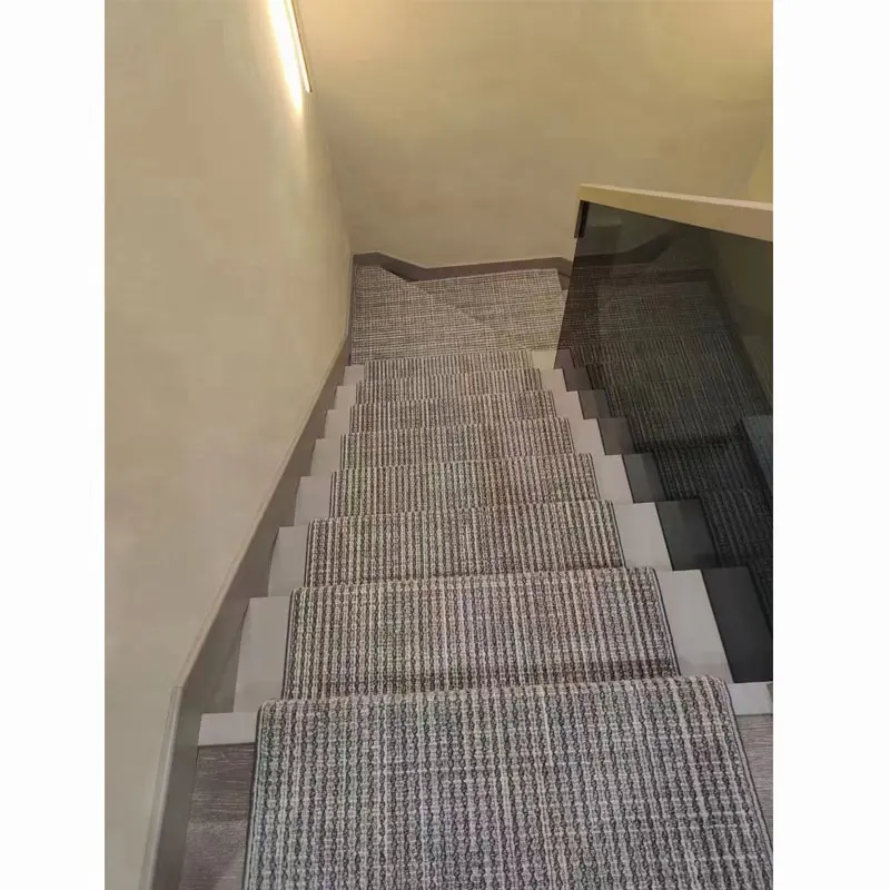 באיכות גבוהה קל להתקין מדרגות שטיח שטיח על המניה צמר שטיח עיצוב הבית מסין שטיח ספק סיטונאי מחיר