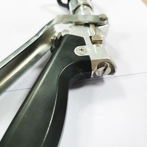 Pistola pulverizadora <span class=keywords><strong>de</strong></span> pintura recta, pistola pulverizadora <span class=keywords><strong>de</strong></span> masilla <span class=keywords><strong>de</strong></span> pared sin aire para <span class=keywords><strong>Wagner</strong></span> Titan, pulverizador <span class=keywords><strong>de</strong></span> pintura, máquina pulverizadora sin aire - Product Image 4
