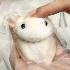 Jouet sensoriel en silicone super doux en forme de lapin, jouet anti-stress à presser pour adultes et enfants, pour filles - Product Image 2