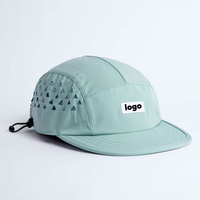 Casquette de Campeur à 5 Panneaux en Nylon, Haute Qualité, Vente en Gros, Logo Personnalisé, Écusson, Non Structurée, Trous Découpés au Laser, Idéale pour la Course