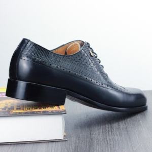Chaussures de Ville Noires Classiques pour Hommes avec Semelle Oxford, Chaussures d'Affaires à Lacets Idéales pour Mariage - Product Image 4