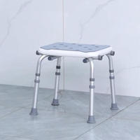 Chaise de douche pour personnes âgées, légère (3,2 kg) pour une mobilité facile
