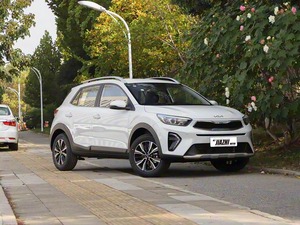 Nuova Auto <span class=keywords><strong>KIA</strong></span> Kx1 2026 in Vendita, Modello Cinese <span class=keywords><strong>Kia</strong></span> Yipao 2025, Guida a Sinistra per Adulti, 1.4L 6 Marce SUV - Product Image 3