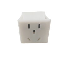 Norme nationale Connecteur IEC en cuivre laiton à cinq trous Prise universelle blanche 3P Matériau en nylon Courant nominal 10A Prises CA