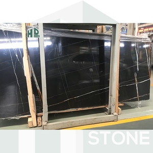 بلاط أرضيات ذهبي أسود من HDSTONE Sahara Nero <span class=keywords><strong>Onyx</strong></span> من Lauren ، حجر طبيعي مصقول مع عروق ذهبية للفنادق - Product Image 3