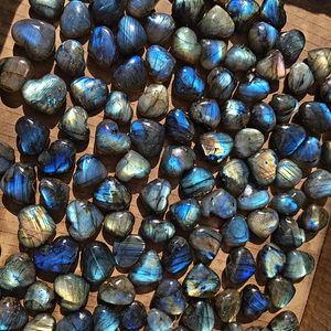 Cœurs en <span class=keywords><strong>labradorite</strong></span> naturelle de 500g, sculptures artisanales pour bijoux DIY, pierre de guérison, décoration Feng Shui - Product Image 6