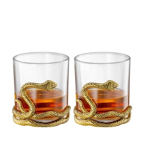 Verres à cocktail, verres à vin rouge, verres à whisky, design de luxe en or, inspiration reptile, décoration <span class=keywords><strong>serpent</strong></span> en métal. - Product Image 3