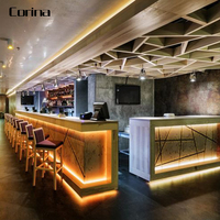 Comptoir de bar de restaurant personnalisé en forme de L, luxe, brillant, surface solide, marbre, LED, pour boissons et jus