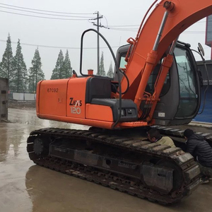 Excavatrice hydraulique sur chenilles d'occasion Hitachi EX120-3/EX120-5/ZX120/ZX200/ZX240/ZX135US/ZX75, 12 tonnes, taille moyenne, Japon - Product Image 1
