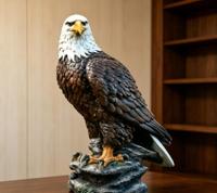 Estatua de águila calva pintada a mano en resina, escultura de la bandera estadounidense, amor patriótico, personalizable, figura de Año Nuevo para el hogar u oficina