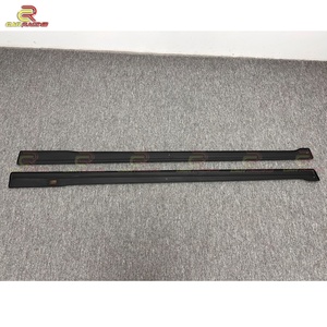 สเกิร์ตข้างคาร์บอนไฟเบอร์ทรง MTN สำหรับ Audi RS6 C7 ปี 2013-2018 ชุดแต่งสเกิร์ตข้างคาร์บอน อะไหล่ชุดแต่งตัวถังรถยนต์ - Product Image 5